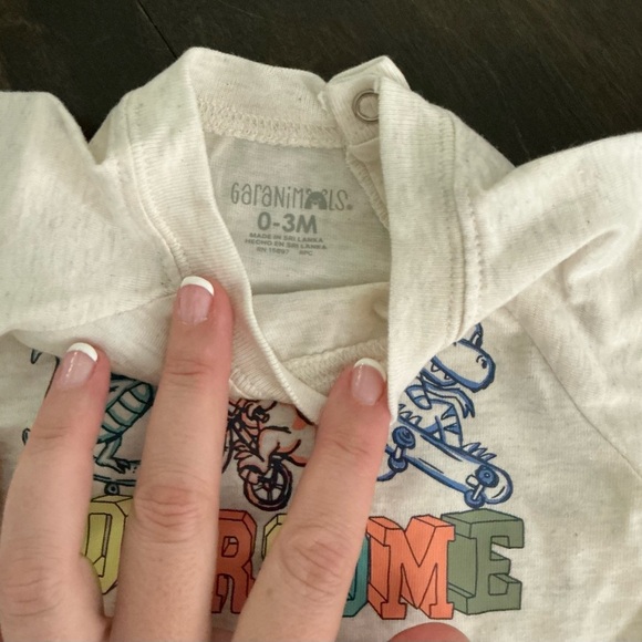 Garanimals Set of 3 Onesies - Picture 3 of 5